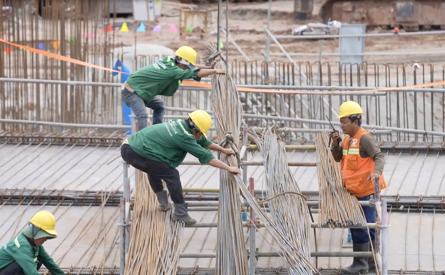 Cận Tết, đại công trường các dự án APEC 2027 vẫn rực sáng với hơn 6.200 kỹ sư, công nhân - 2