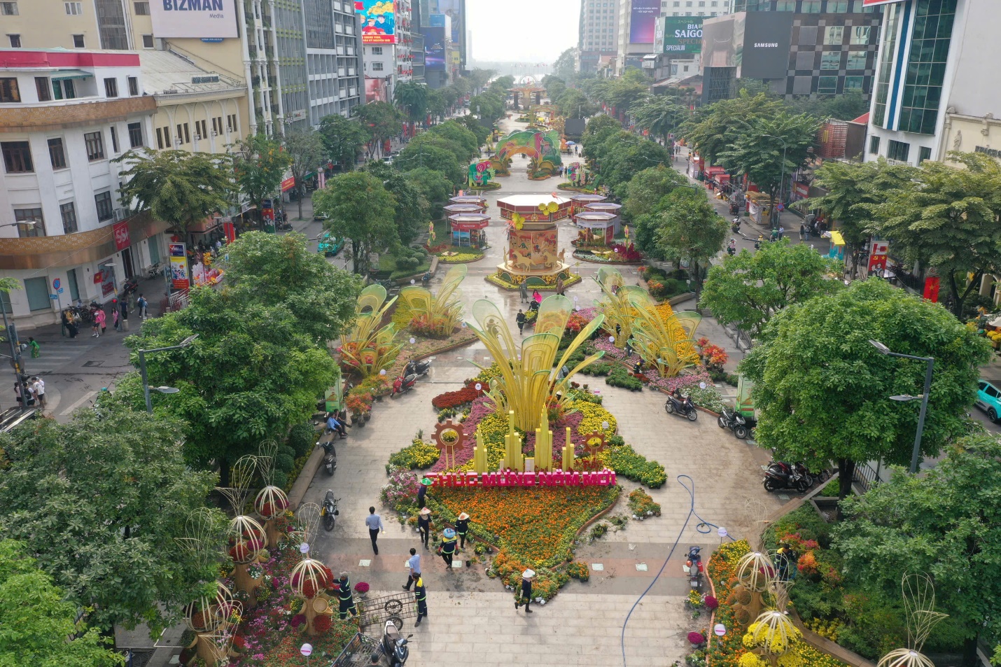Thả bước du xuân ngắm Đường hoa xuân Tết Bính Ngọ trước giờ G - 10