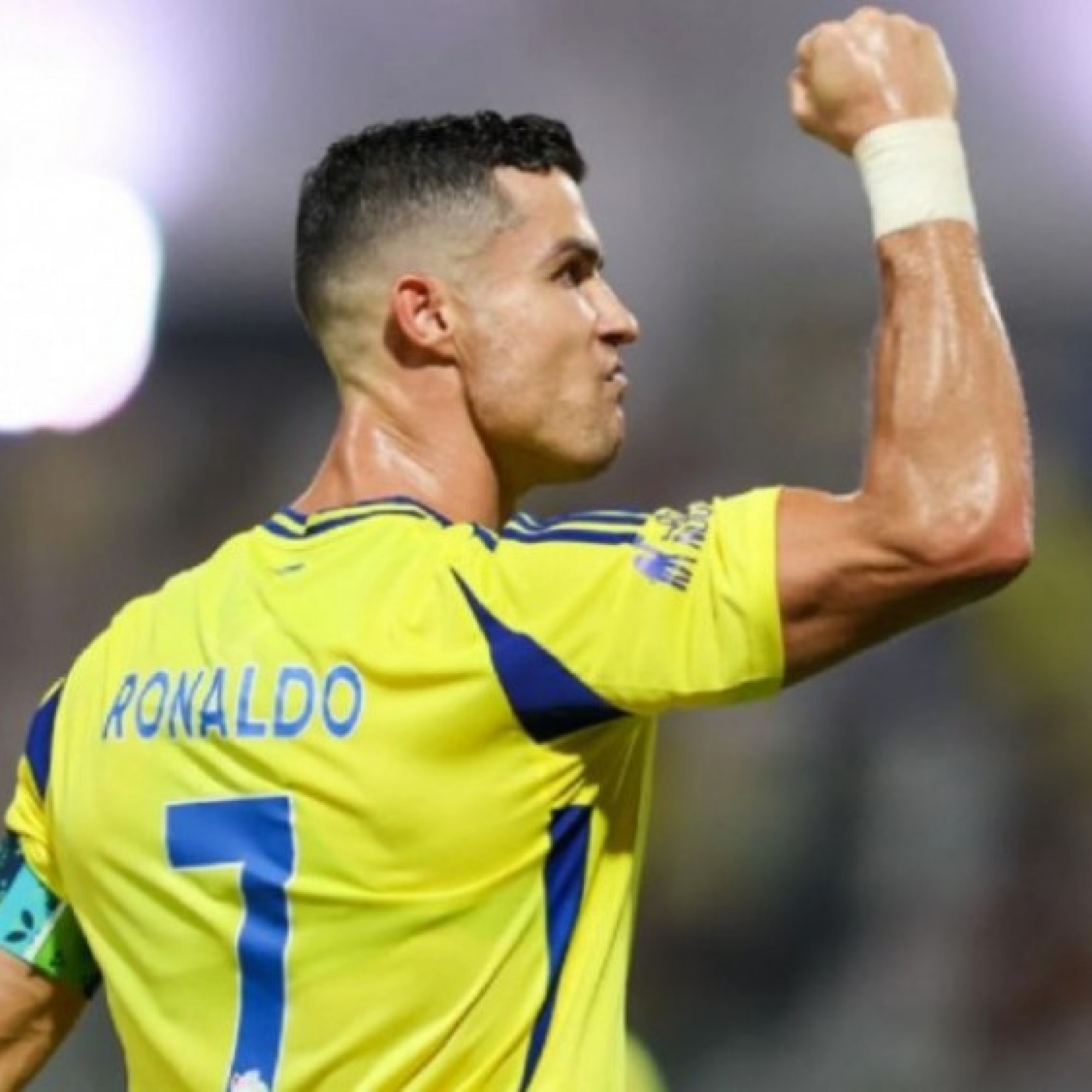  - Ronaldo lại nghỉ thi đấu tại cúp C2 châu Á, HLV Jesus tiết lộ sự thật gây sốc