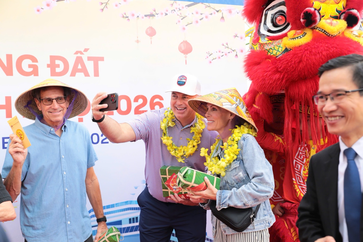 Gần 4.200 lượt khách tàu biển "xông đất" Đà Nẵng dịp Tết Bính Ngọ - 3