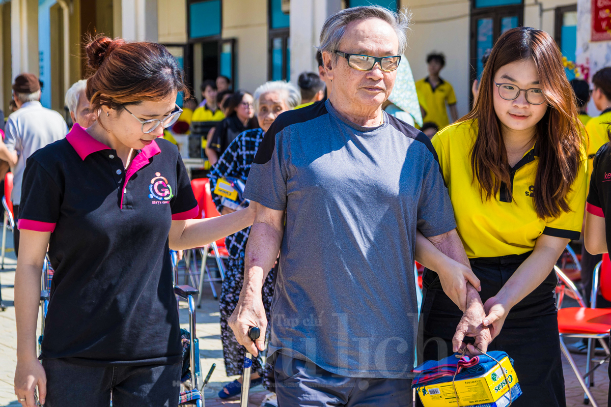 Hành trình ‘Giai điệu đơm xuân’ – Trạm dừng âm nhạc sưởi ấm trái tim người cao tuổi - 7