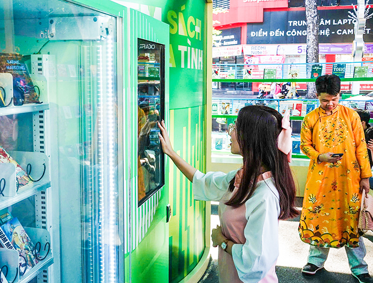 Du xuân giữa miền tri thức, Đường sách tết Bính Ngọ gom ‘quả ngọt’ đầu năm