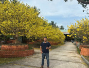 Choáng ngợp vườn mai gần chục tỉ đồng nở rực, mở cửa miễn phí đến mùng 6 Tết