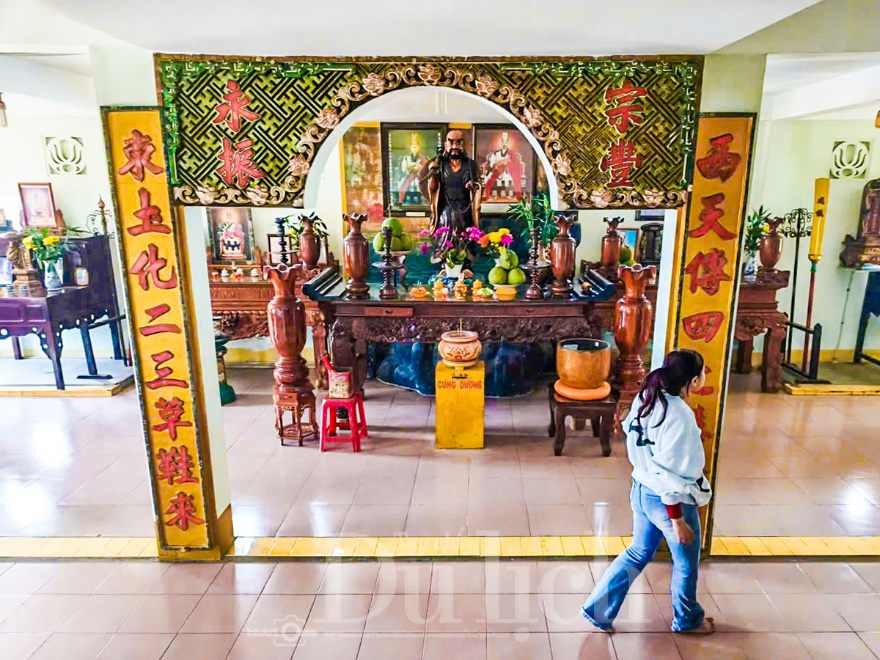 Chuyến hành hương về Bình Dương lễ chùa ngày đầu xuân - 12