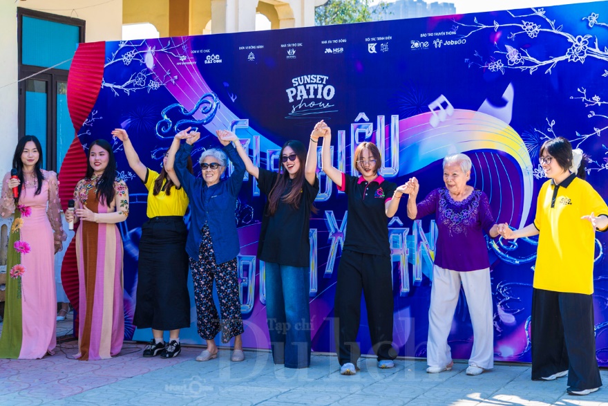 Hành trình ‘Giai điệu đơm xuân’ – Trạm dừng âm nhạc sưởi ấm trái tim người cao tuổi - 1