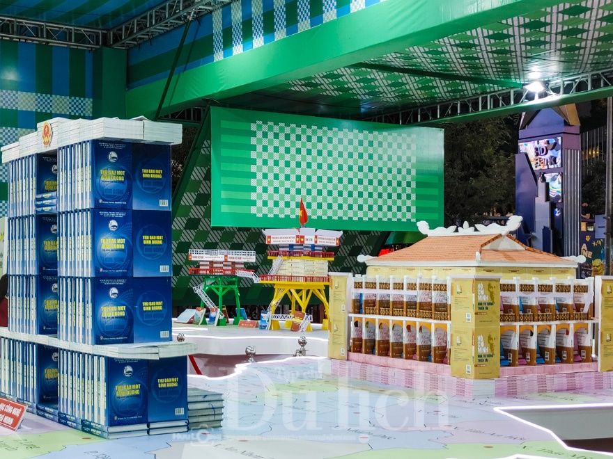 Du xuân giữa miền tri thức, Đường sách tết Bính Ngọ gom ‘quả ngọt’ đầu năm - 3