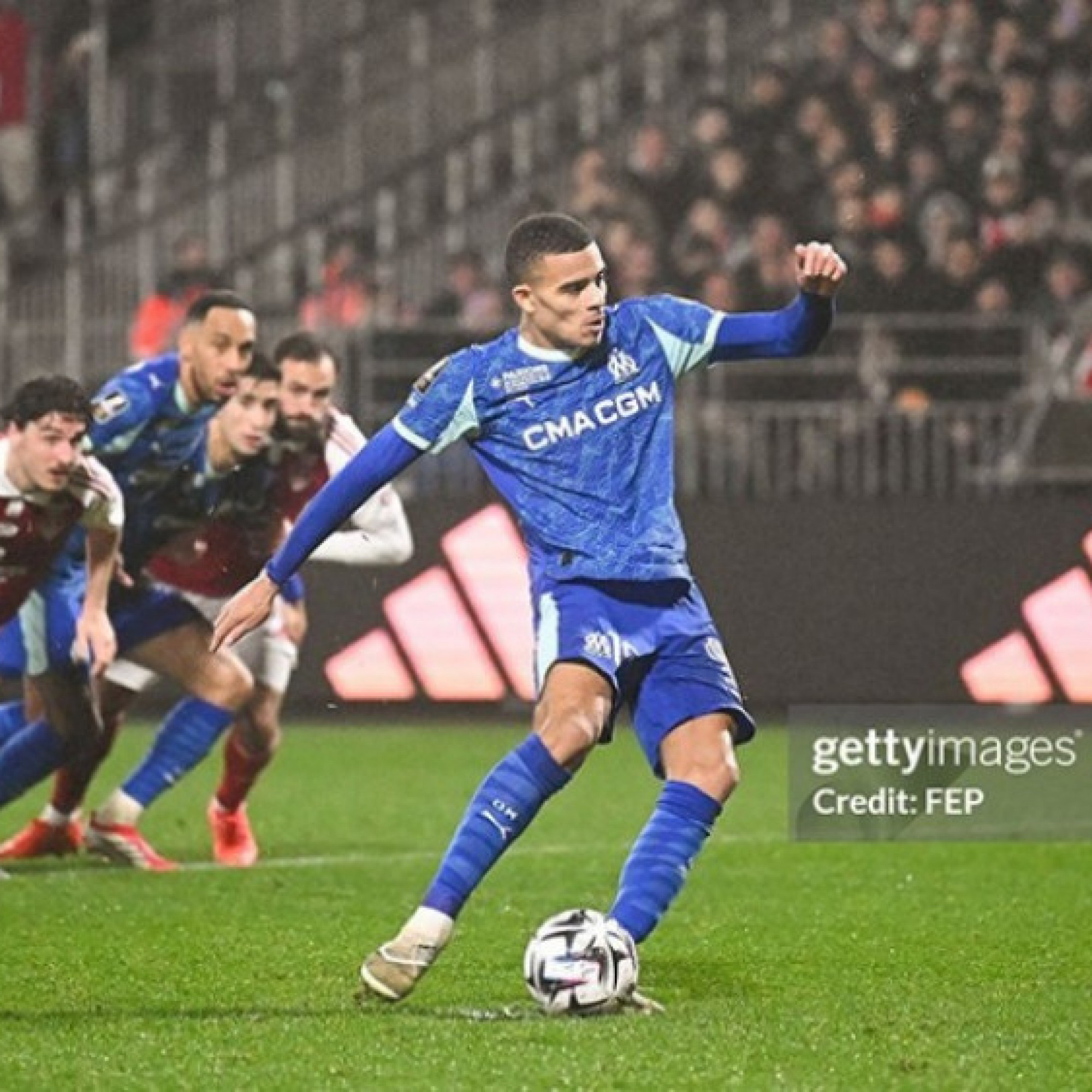  - Greenwood đá hỏng phạt đền, Marseille thua trận ra mắt "tướng mới"