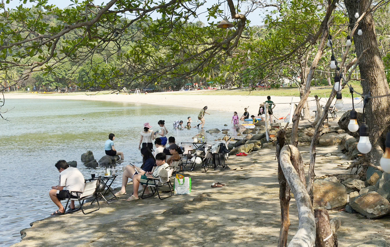 Thong thả du xuân ở đảo Hải Tặc - 8