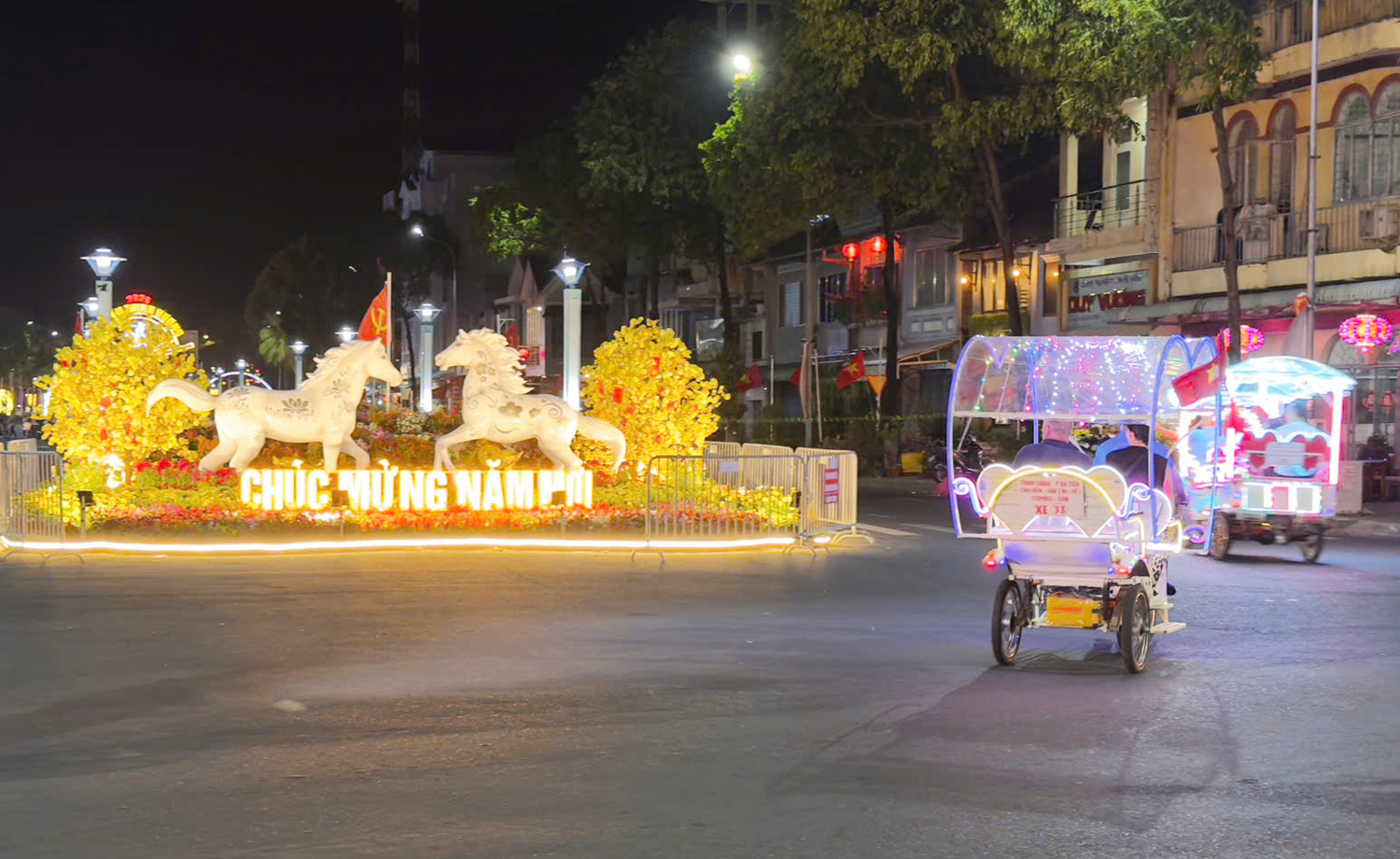 Tết về Hà Tiên trải nghiệm mưu sinh đường phố - 1