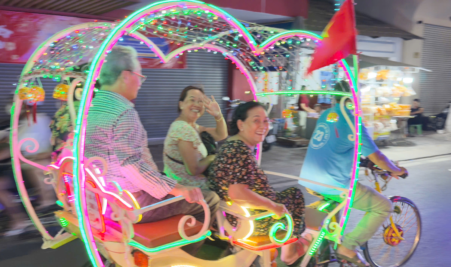 Tết về Hà Tiên trải nghiệm mưu sinh đường phố - 16