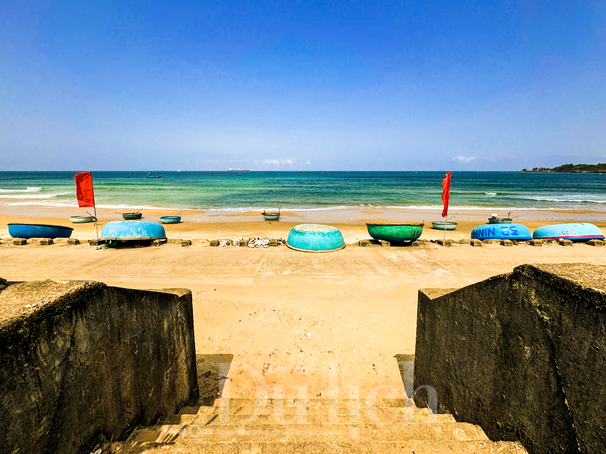 Giong thuyền rước lộc đầu xuân, mẻ ruốc hồng nồng đượm hương quà biển - 2