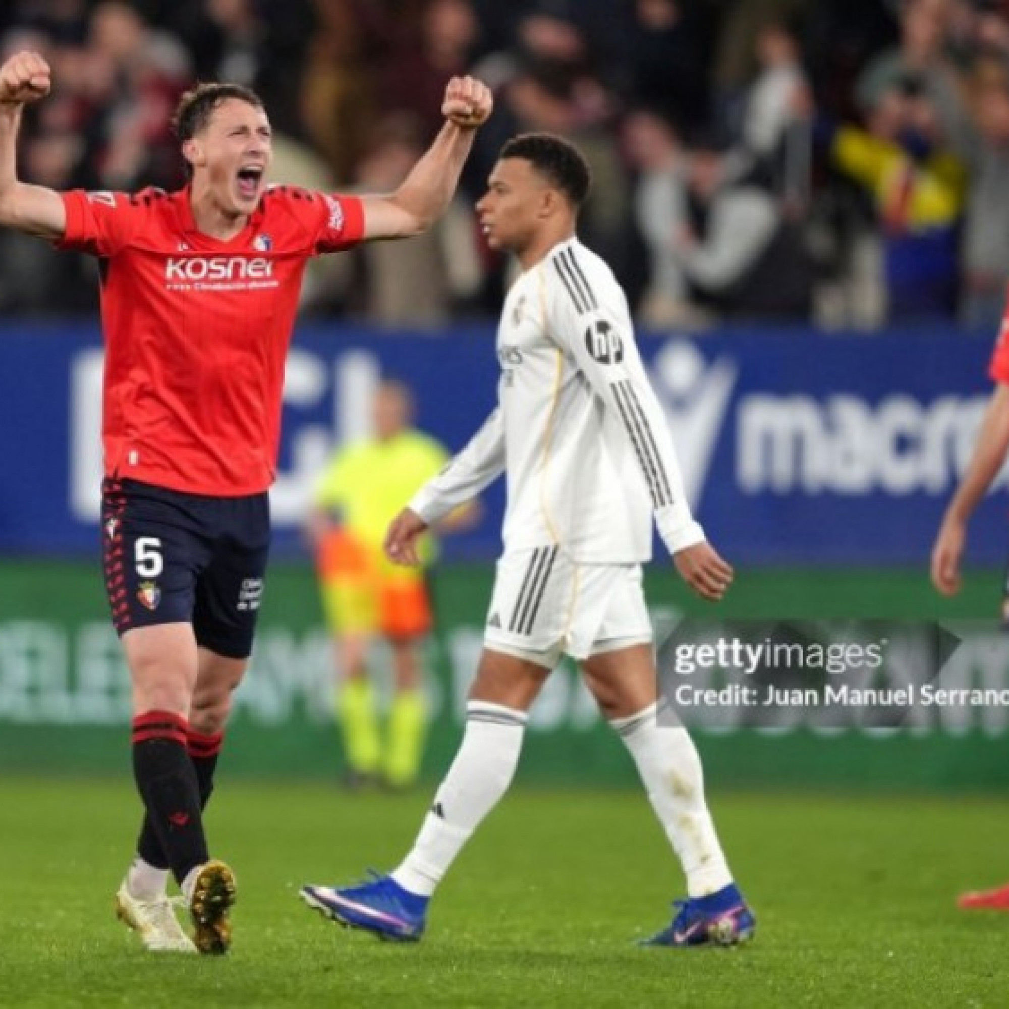  - Bảng xếp hạng La Liga: Real Madrid bất ngờ sảy chân, cờ lại tới tay Barcelona