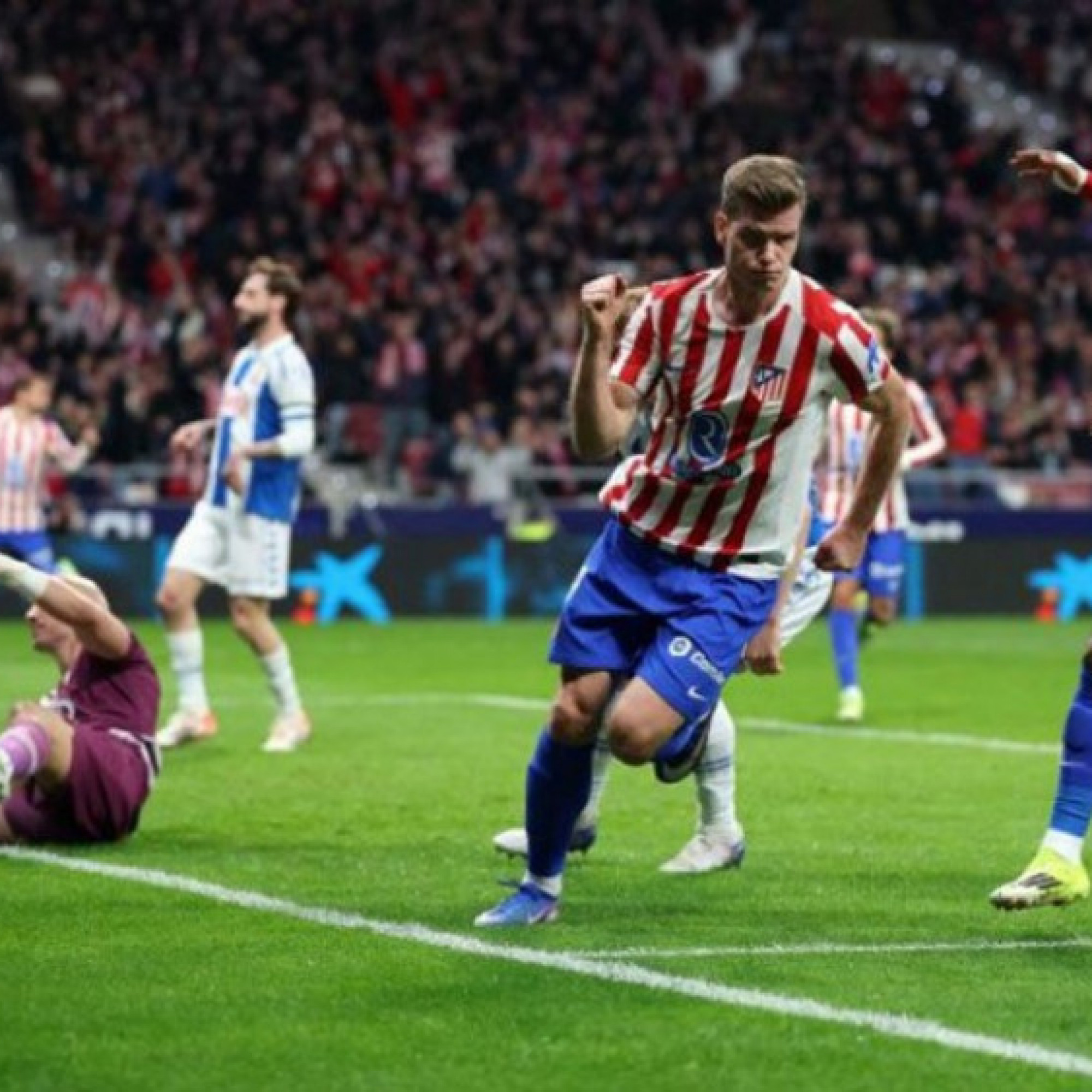  - Video bóng đá Atletico Madrid - Espanyol: "Mưa" bàn thắng hiệp 2 (La Liga)