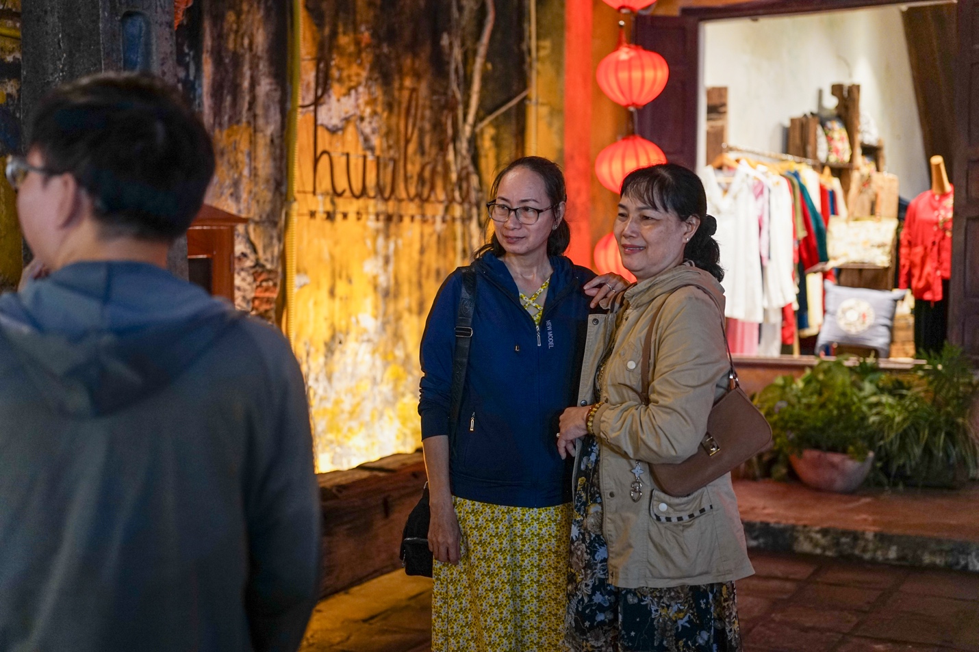 Về Hội An, ngắm đêm phố cổ lung linh trong dịp đầu năm mới - 7