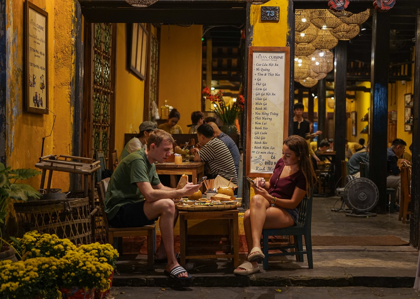 Về Hội An, ngắm đêm phố cổ lung linh trong dịp đầu năm mới - 9