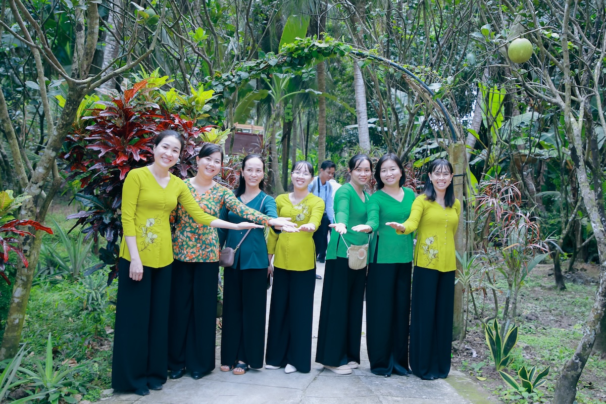 Vĩnh Long sôi động mùa xuân 2026, du lịch tăng mạnh cả khách và doanh thu - 1