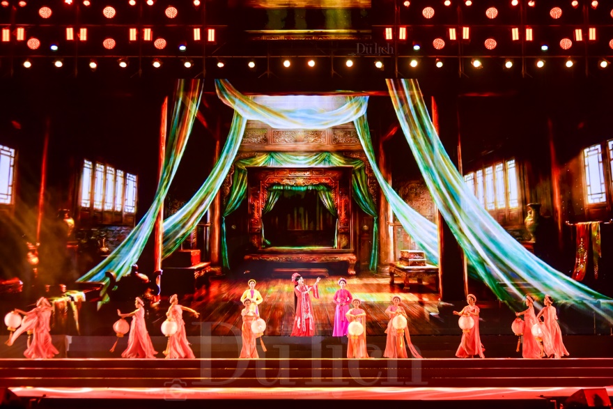 Nghe tiếng trống trận xuất quân hào hùng giữa lòng phố thị - 12