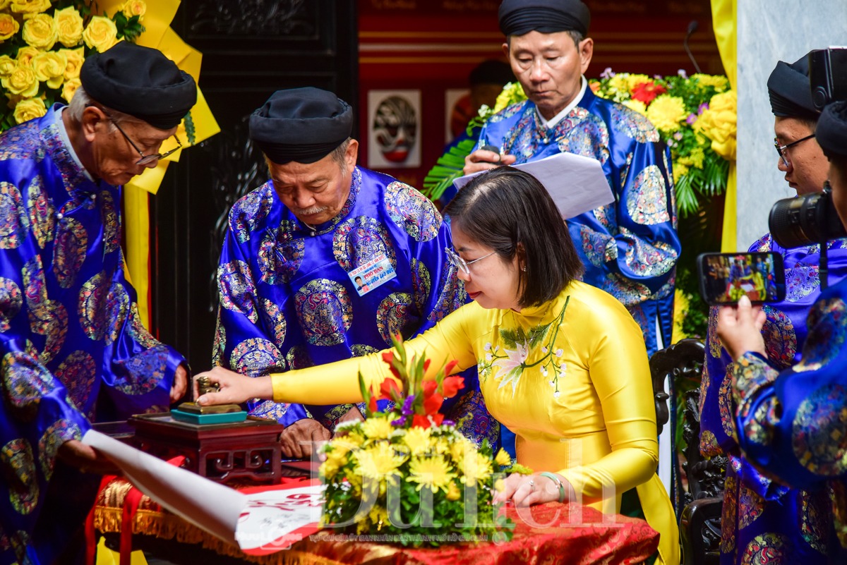 Hành hương về viếng lăng Đức Tả quân: Nơi ký ức trăm năm hòa quyện cùng sắc xuân Khai hạ - 9