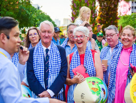  - Đường hoa Nguyễn Huệ lập kỷ lục, du khách quốc tế ngỡ ngàng trước vẻ đẹp Tết Việt