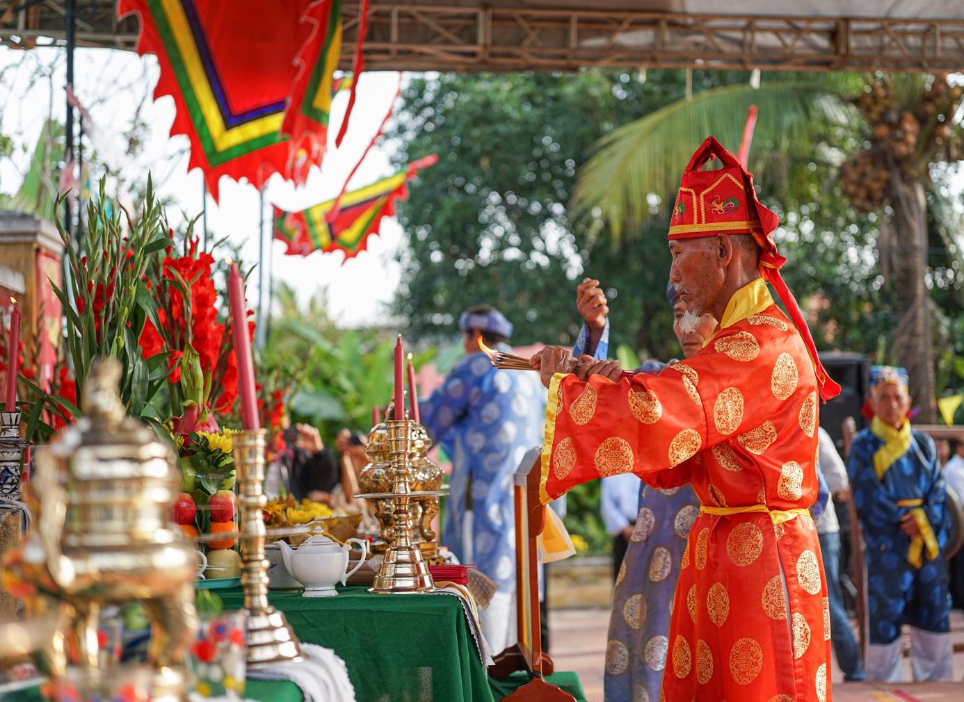 Rộn ràng Lễ hội Cầu Bông tại “Làng du lịch tốt nhất thế giới” - 4