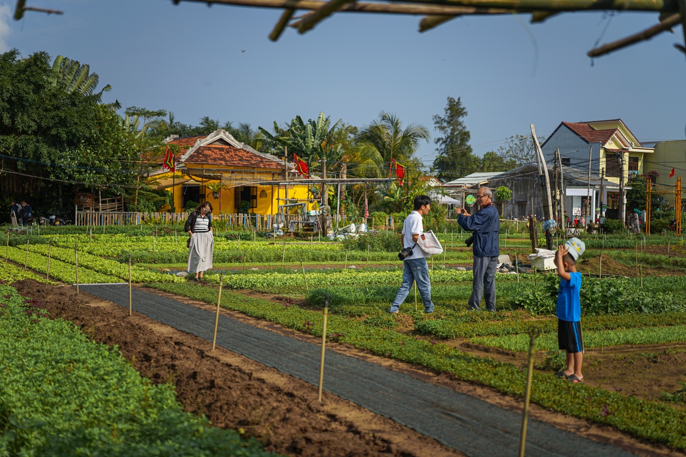 Rộn ràng Lễ hội Cầu Bông tại “Làng du lịch tốt nhất thế giới” - 11