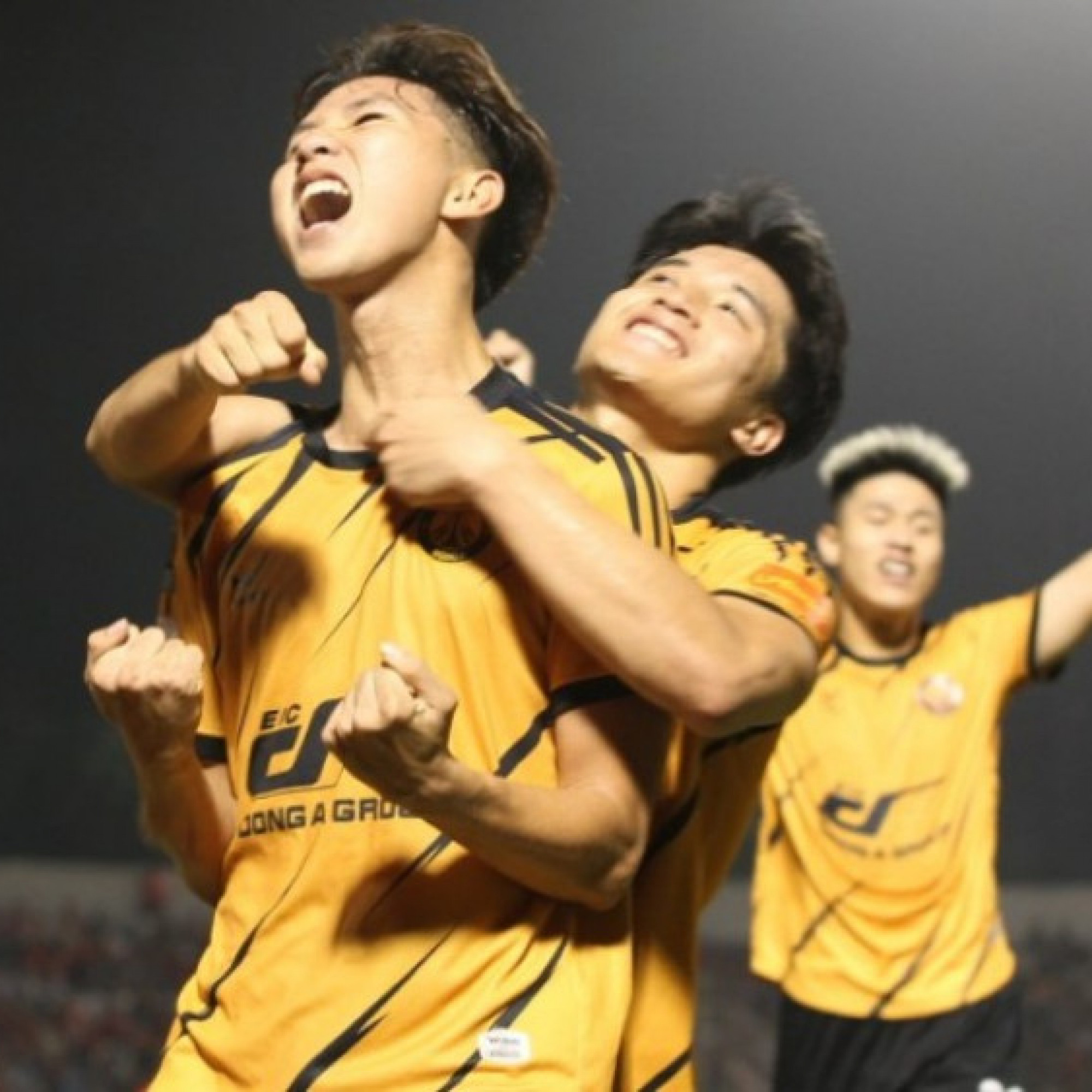  - Video bóng đá Thanh Hóa - Công an Hà Nội: Tuyển thủ Lào tỏa sáng (V-League)