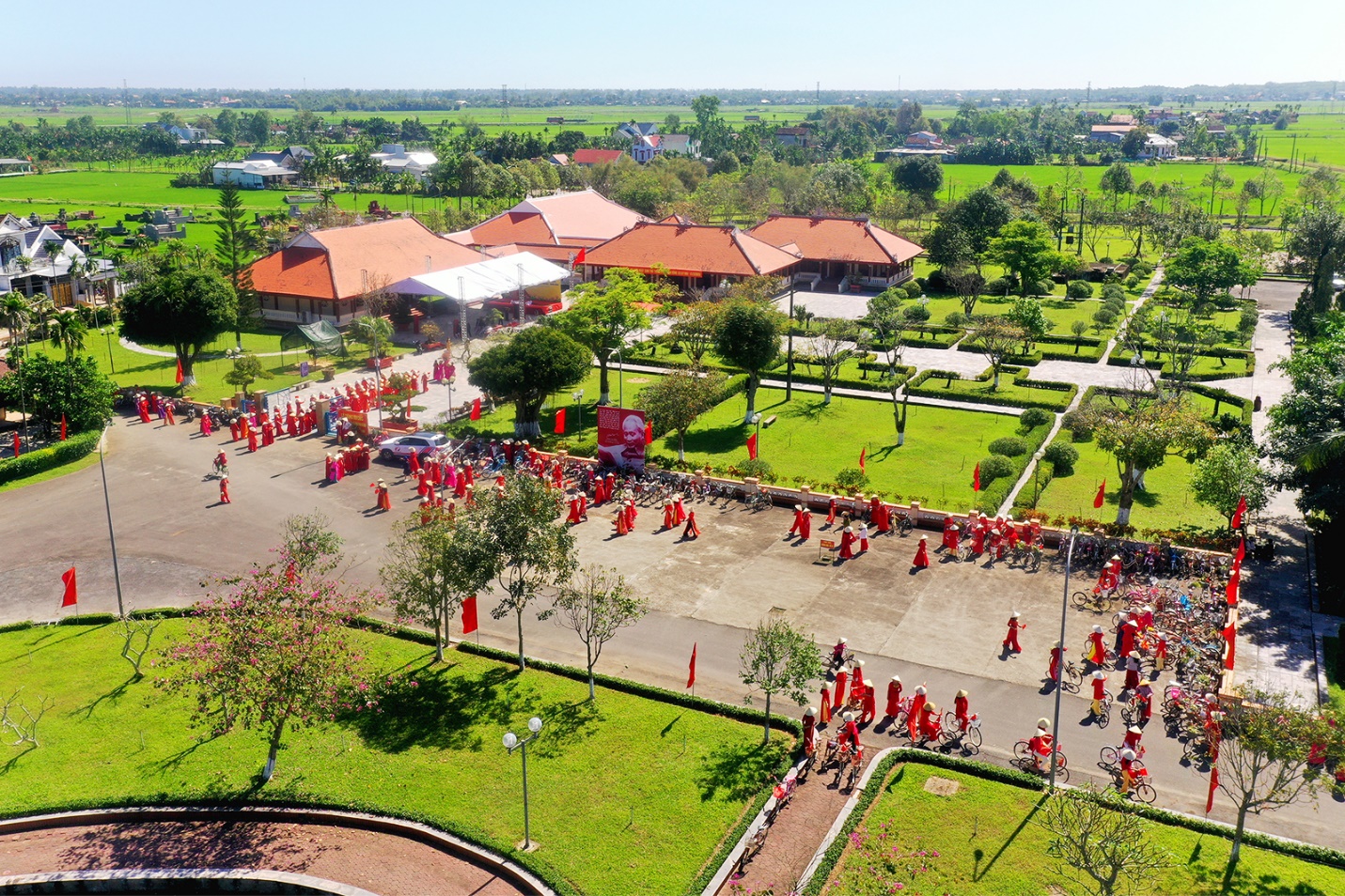 chuoi su kien ky niem 120 nam ngay sinh co thu tuong pham van dong - 7