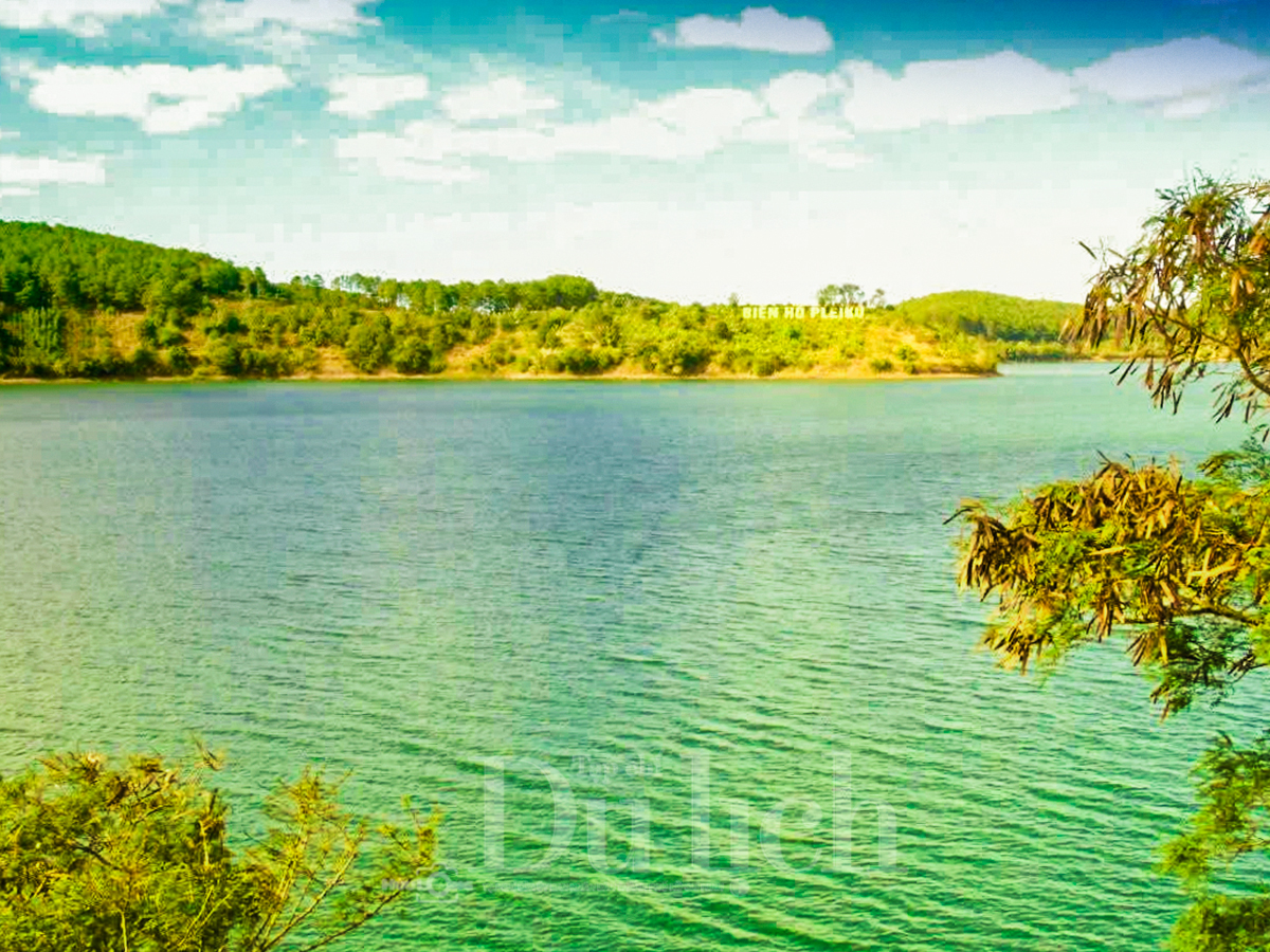 Biển chiều Lệ Thủy, du bước bên gành đá nghe hàng dương ru hát ngàn năm - 1