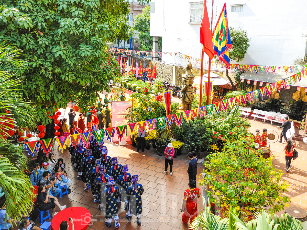 Trẩy hội Đền Trần: Điểm hẹn tâm linh hào khí Đông A giữa lòng phố thị - 8