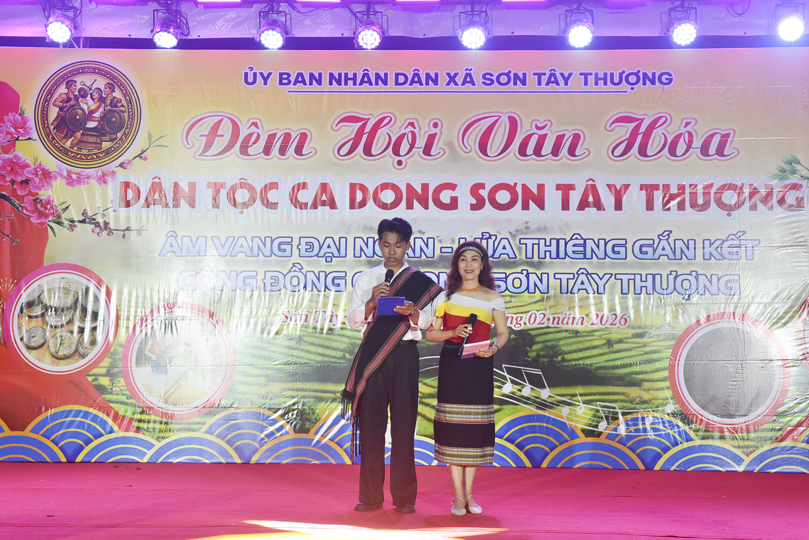 doc dao van hoa dan gian cong chieng o son tay thuong - 4