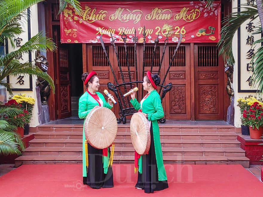 Trẩy hội Đền Trần: Điểm hẹn tâm linh hào khí Đông A giữa lòng phố thị - 14