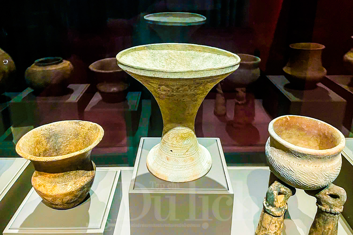 Chạm vào ký ức ngàn năm cùng những bảo vật quốc gia mới - 2