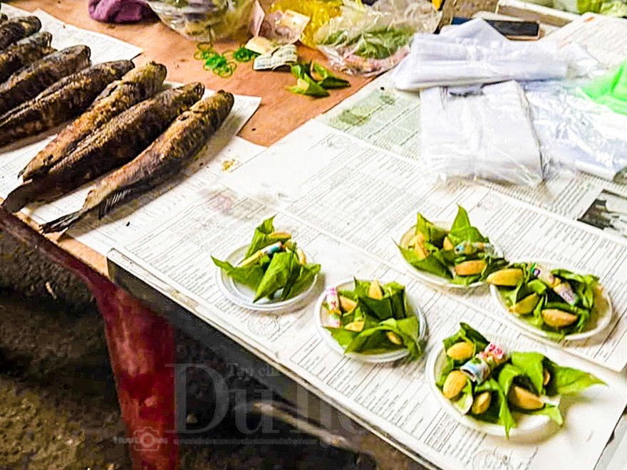 Con cá lóc nướng trui và câu chuyện khẩn hoang trên mâm lễ Mùng 10 - 9