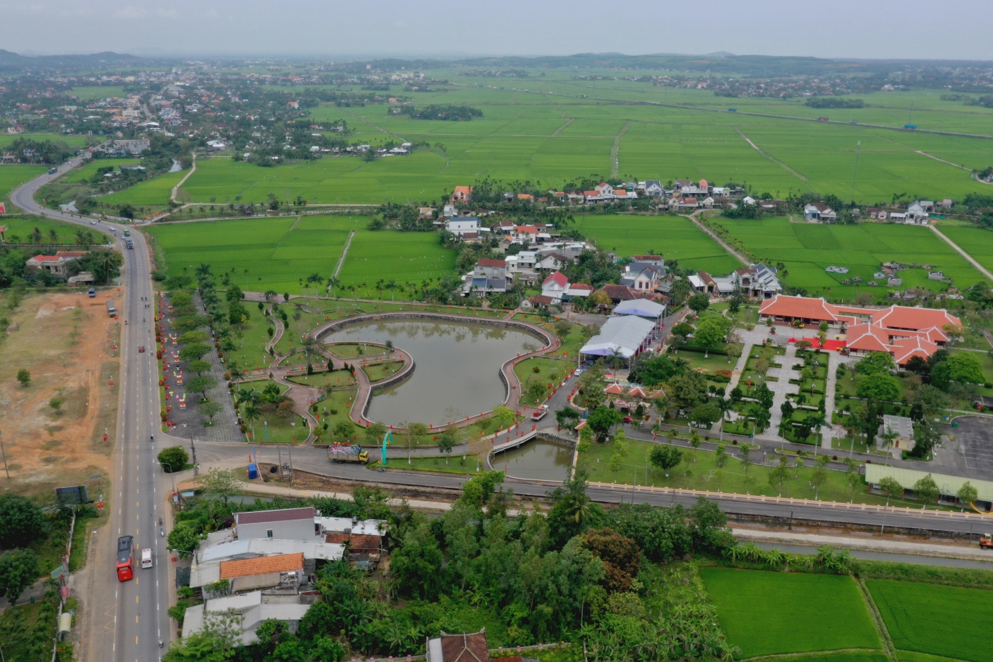 hon 1.500 hien vat tai hien cuoc doi vi nuoc, vi dan cua thu tuong pham van dong - 3