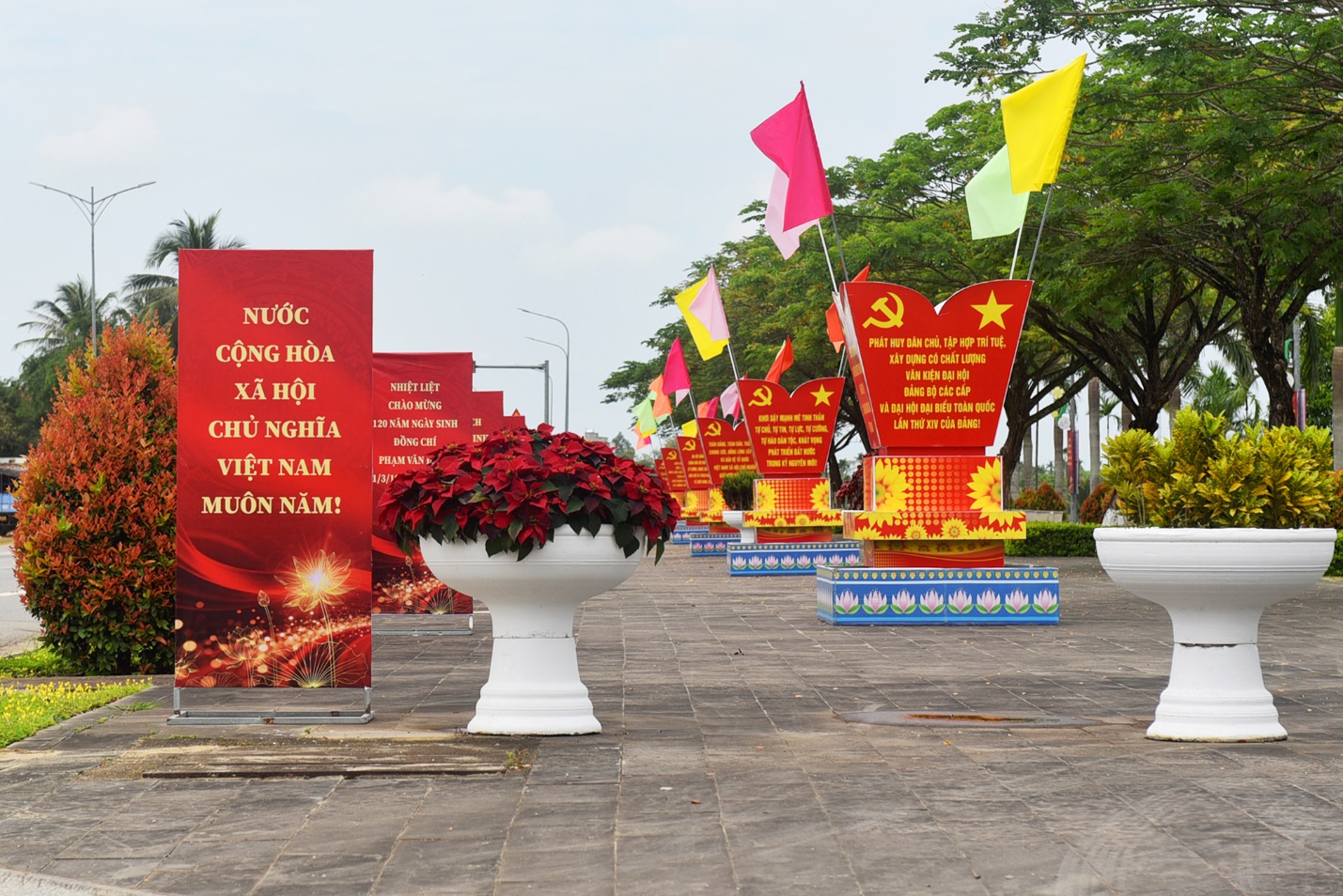 hon 1.500 hien vat tai hien cuoc doi vi nuoc, vi dan cua thu tuong pham van dong - 5