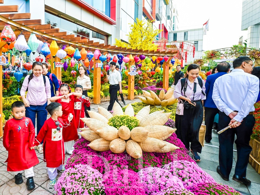 Đường hoa Xuân Menas – Tân Sơn Hòa 2026 đã chính thức khép lại - 2