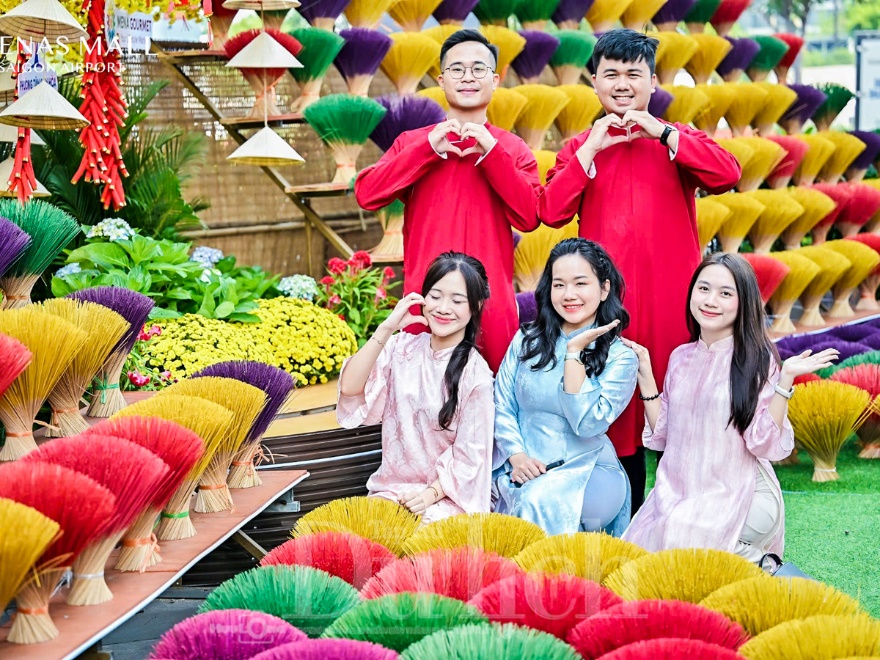 Đường hoa Xuân Menas – Tân Sơn Hòa 2026 đã chính thức khép lại - 3