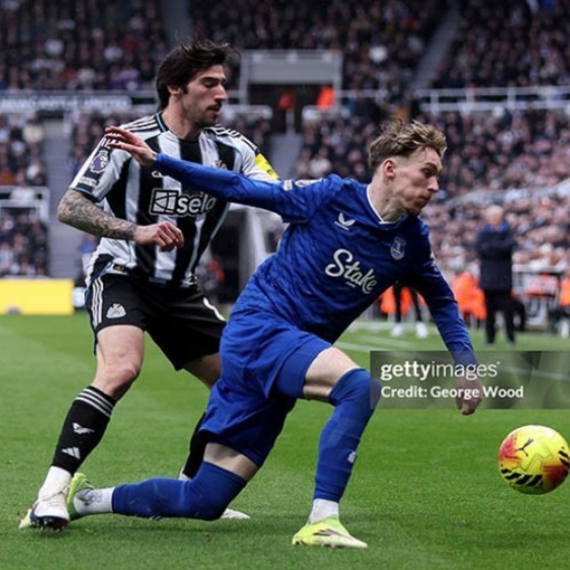  - Video bóng đá Newcastle - Everton: Kịch bản điên rồ, 5 bàn rượt đuổi (Ngoại hạng Anh)