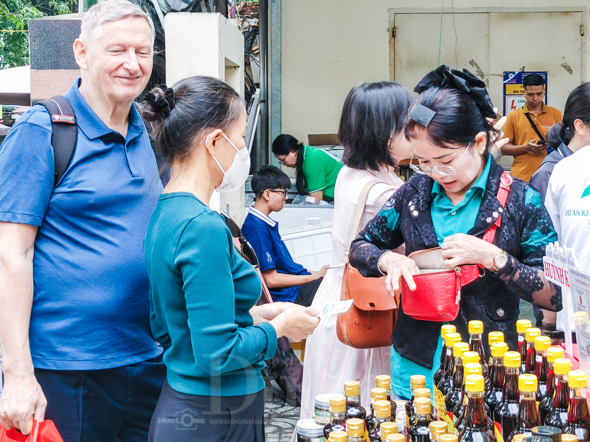 Du lịch TP.HCM bứt tốc ngay từ đầu năm, tạo lực đẩy cho tăng trưởng 2026 - 2