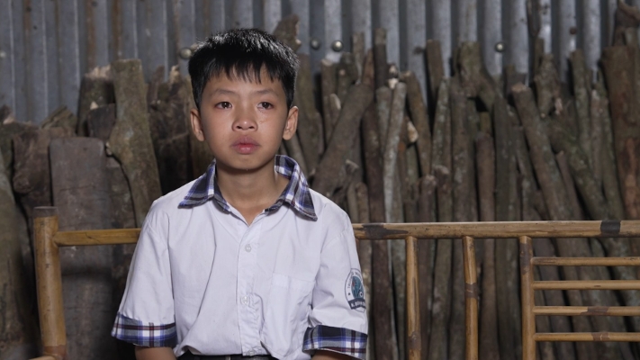 Diễn viên Puka được khán giả hỗ trợ khi bị chấn thương lúc thực hiện thử thách để giúp đỡ các em nhỏ khó khăn  - 1