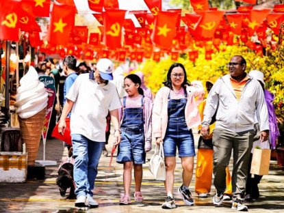 Du lịch TP.HCM bứt tốc ngay từ đầu năm, tạo lực đẩy cho tăng trưởng 2026