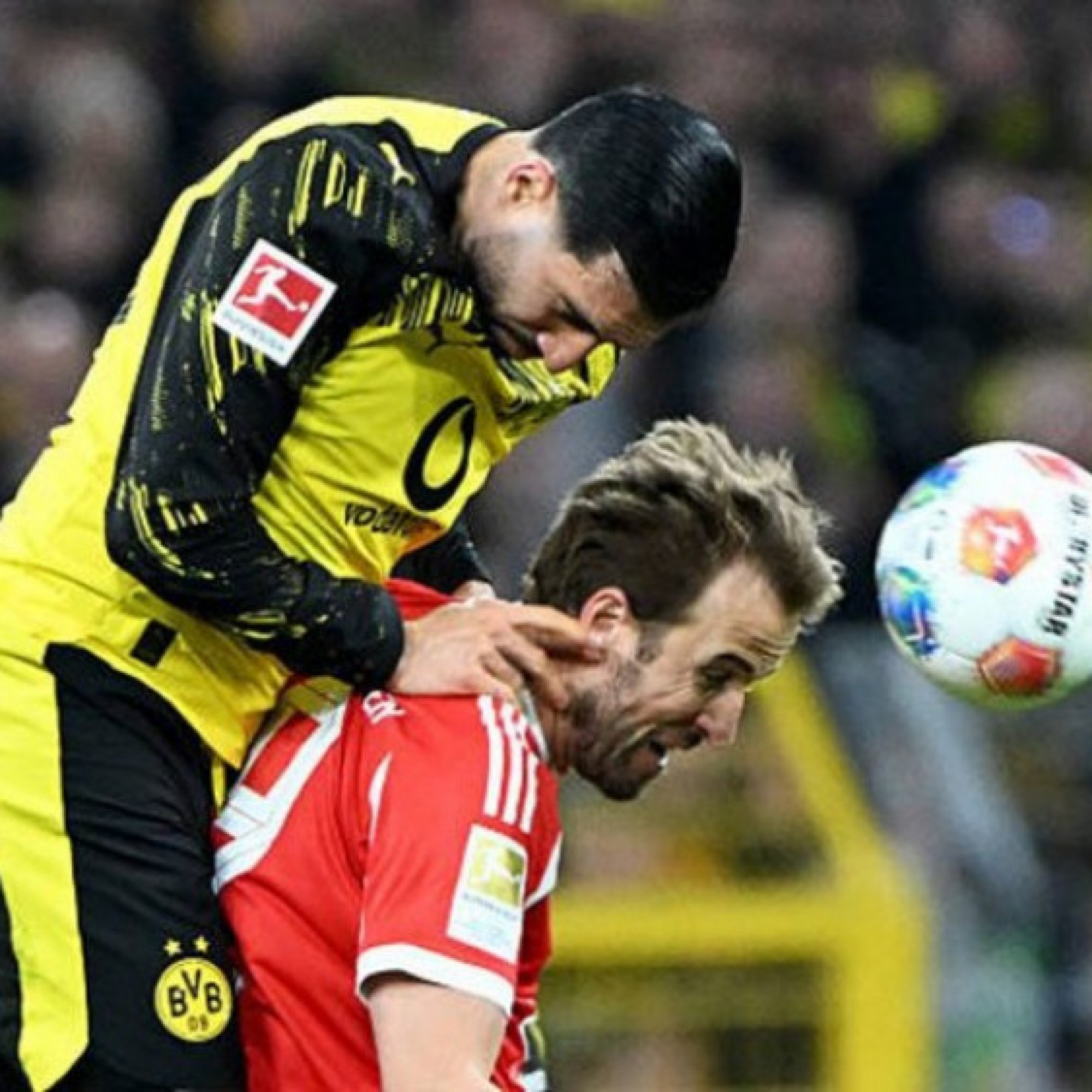  - Video bóng đá Dortmund - Bayern Munich: Bước ngoặt quả đá phạt (Bundesliga)