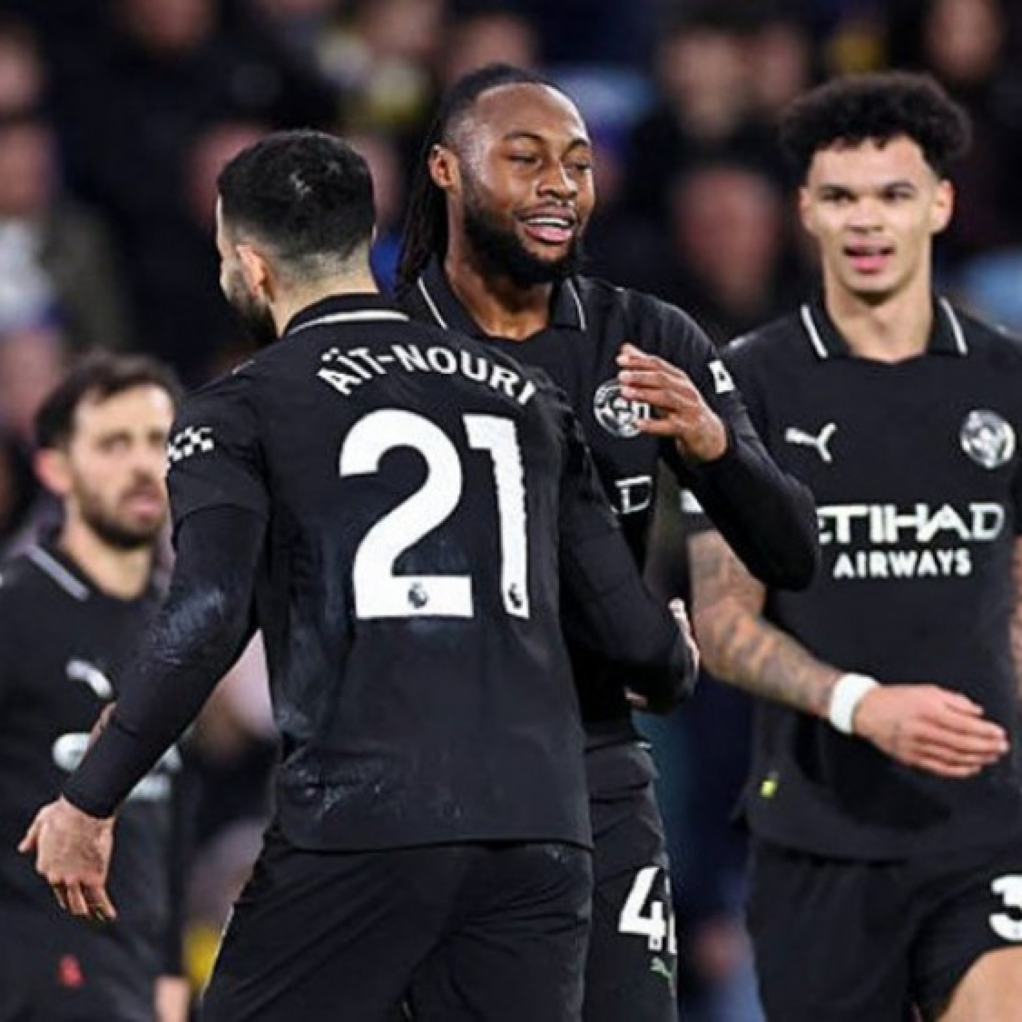  - Nóng bảng xếp hạng Ngoại hạng Anh: Man City tiếp tục áp sát Arsenal, Liverpool bằng điểm MU