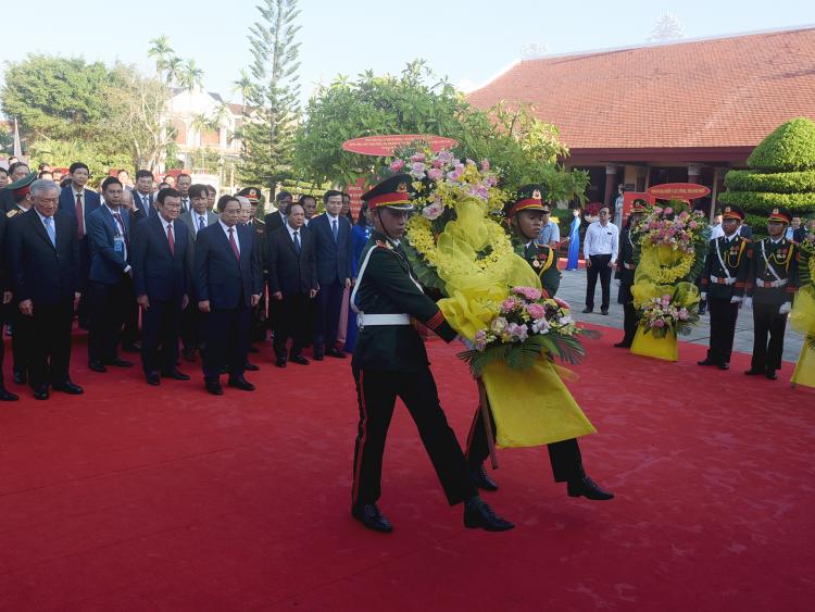 Lãnh đạo Đảng, Nhà nước dự lễ Kỷ niệm 120 năm Ngày sinh Thủ tướng Phạm Văn Đồng