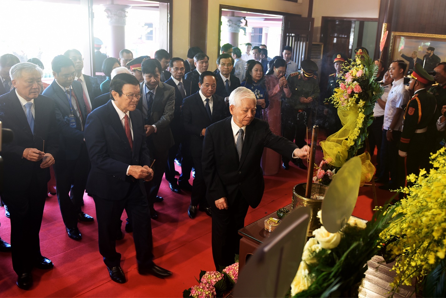 lanh dao dang, nha nuoc du le ky niem  120 nam ngay sinh thu tuong pham van dong - 20