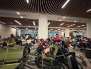 Biến động Trung Đông: Hãng lữ hành Việt Nam 'phanh' tour, khách cân nhắc hành trình