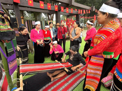  - Trải nghiệm không gian văn hóa đặc sắc tỉnh Đắk Lắk tại Hà Nội