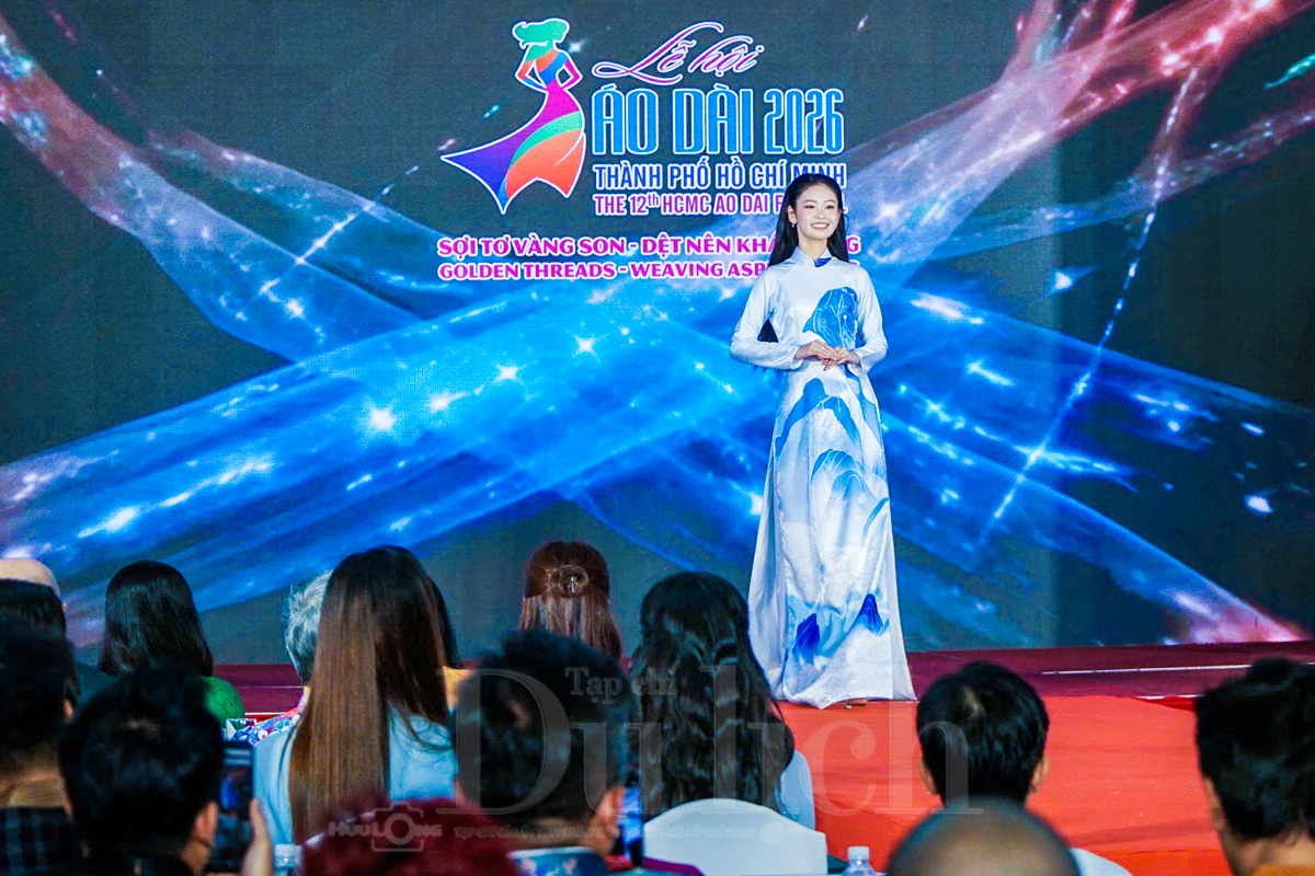Lễ hội áo dài TP.HCM 2026: Sợi tơ vàng son dệt khát vọng giữa lòng phố thị - 5