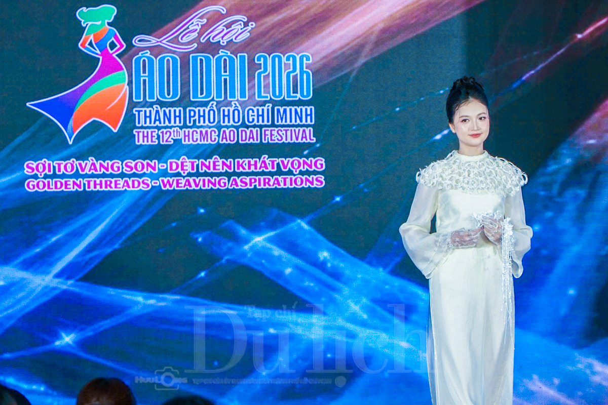 Lễ hội áo dài TP.HCM 2026: Sợi tơ vàng son dệt khát vọng giữa lòng phố thị - 6