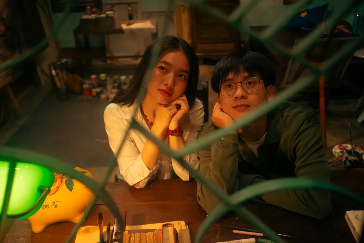 Cảm Ơn Người Đã Thức Cùng Tôi lội ngược dòng ngoạn mục với vị trí Top 2 phòng vé phim Tết - 1